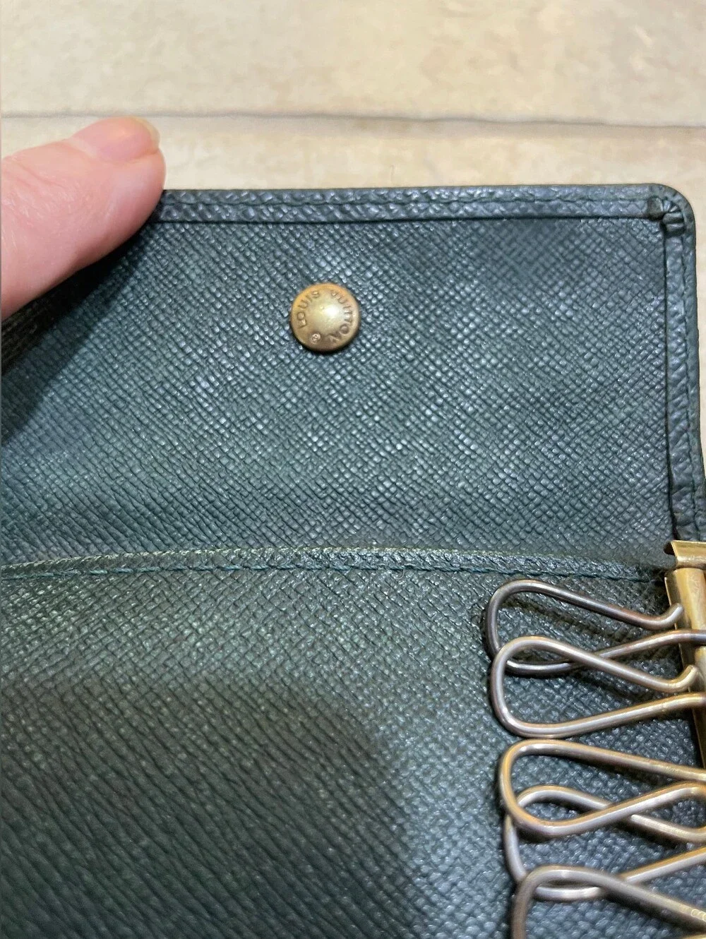 Louis Vuitton Taiga Epicea 6 Key Holder Dark Green
